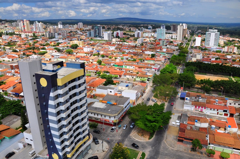 Imagem aérea da Avenida Olívia Flores, em Vitória da Conquista — Foto: Divulgação/Prefeitura PMVC