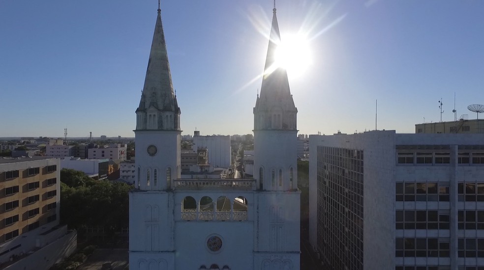 Na capital, a máxima prevista chega aos 38° C. A umidade sobe, chegando aos 90%, mas não há indicativo de chuvas.  — Foto: Magno Bonfim/ TV Clube