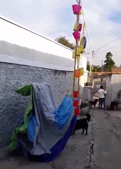 VÍDEO: Moradora registra queda de balão em casa em Jacareí