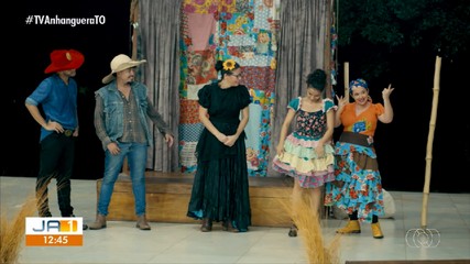 Peça de teatro de rua é apresentada no Parque da Pessoa Idosa em Palmas