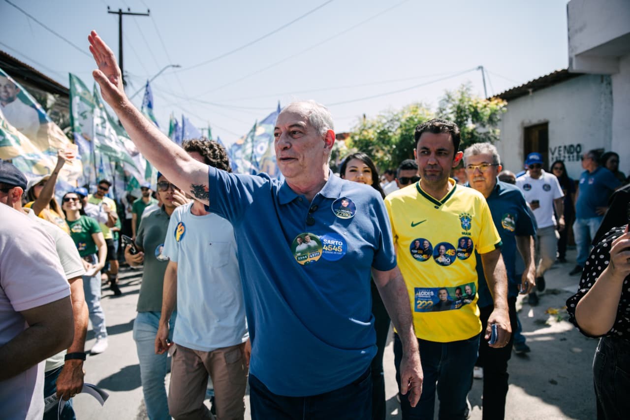 Ciro promete delegado em todos os municípios cearenses e ampliação de delegacias da mulher