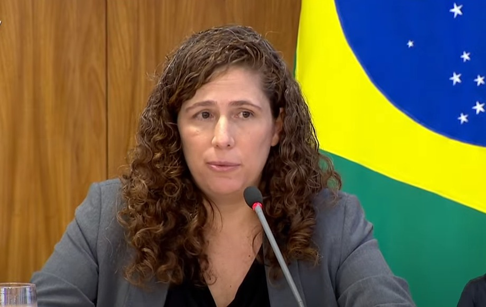 A ministra da Gestão, Esther Dweck, durante entrevista no Palácio do Planalto — Foto: Reprodução/CanalGov