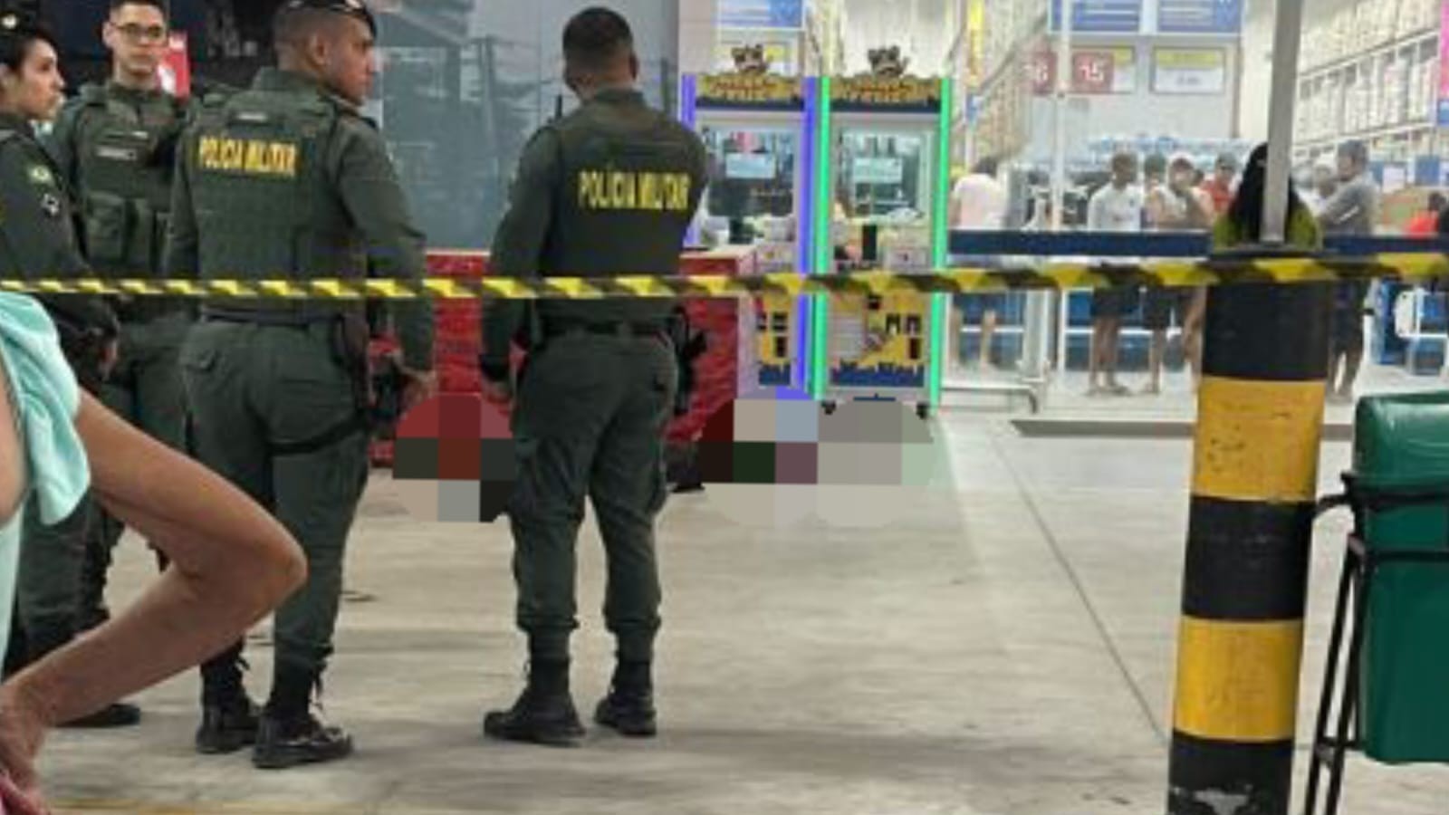 Cliente é morto e funcionário é baleado em supermercado em Fortaleza