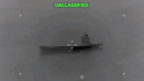 EUA divulgam vídeo de ataque contra porta-drones iraniano