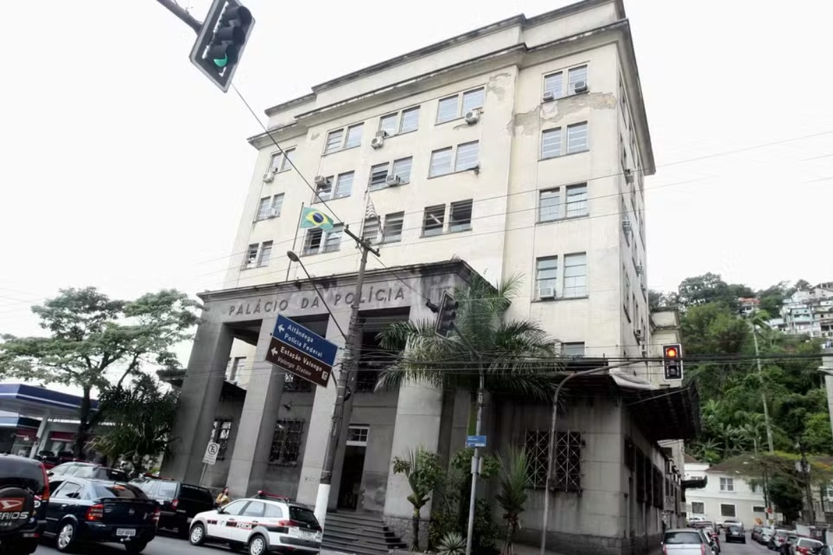 Justiça suspende interdição do Palácio da Polícia de Santos por riscos estruturais; entenda