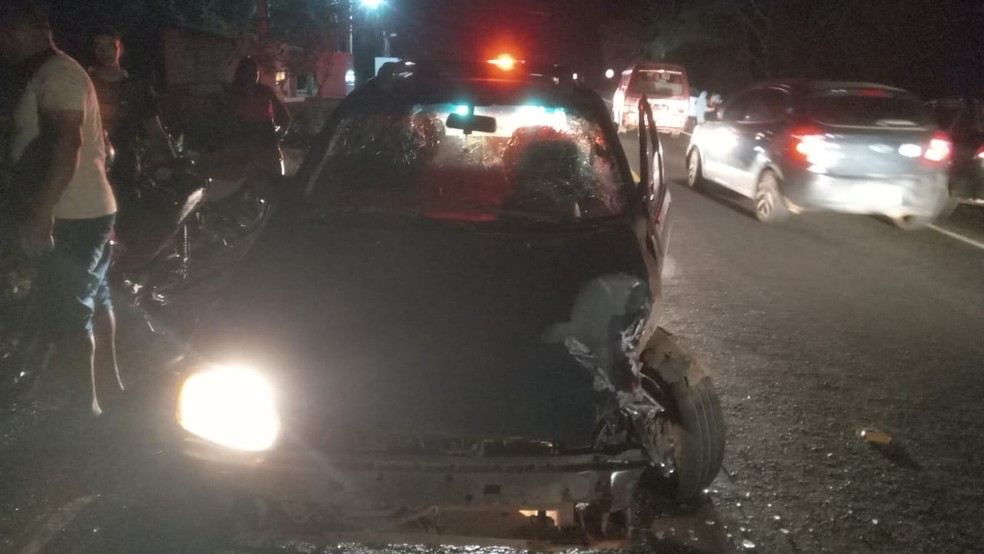 Idoso morre atropelado por carro na PI-113, em José de Freitas, a 55 km de Teresina — Foto: PM-PI