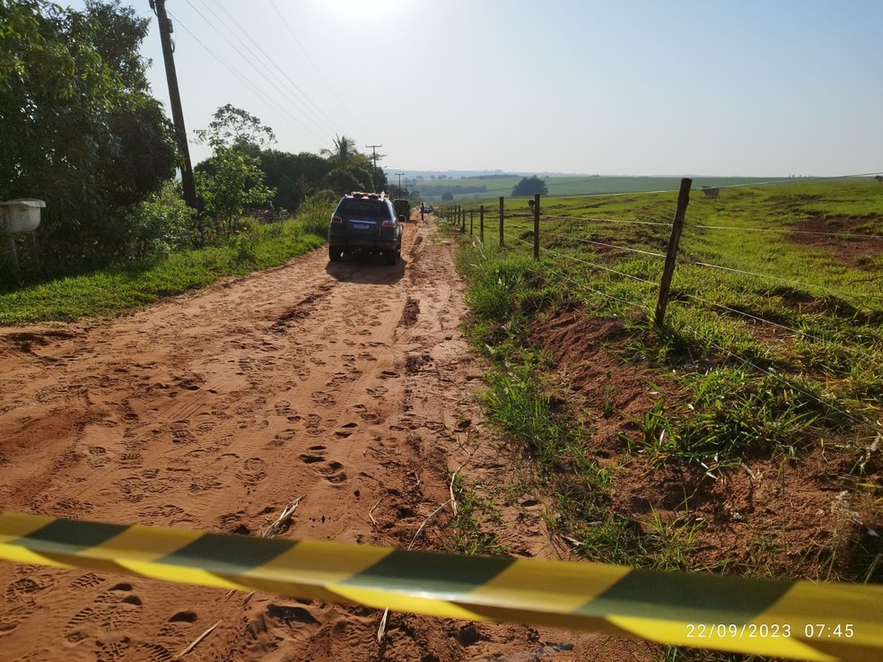 Homem suspeito de participação na morte de policial em Cianorte faz duas pessoas reféns em Ivaté, diz polícia — Foto: Polícia Militar