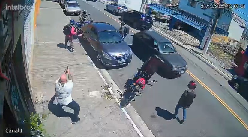 Policial de folga reage a assalto e mata ladrão na Freguesia do Ó, Zona Norte de SP; VÍDEO