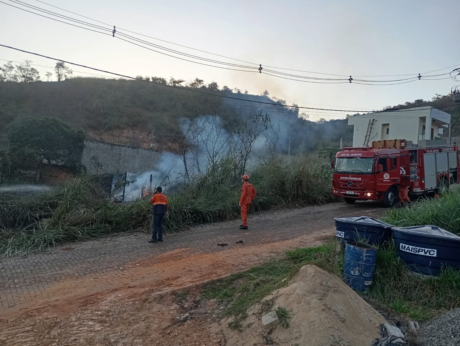 Defesa Civil de Porciúncula atende 10 ocorrências de queimadas em menos de um mês