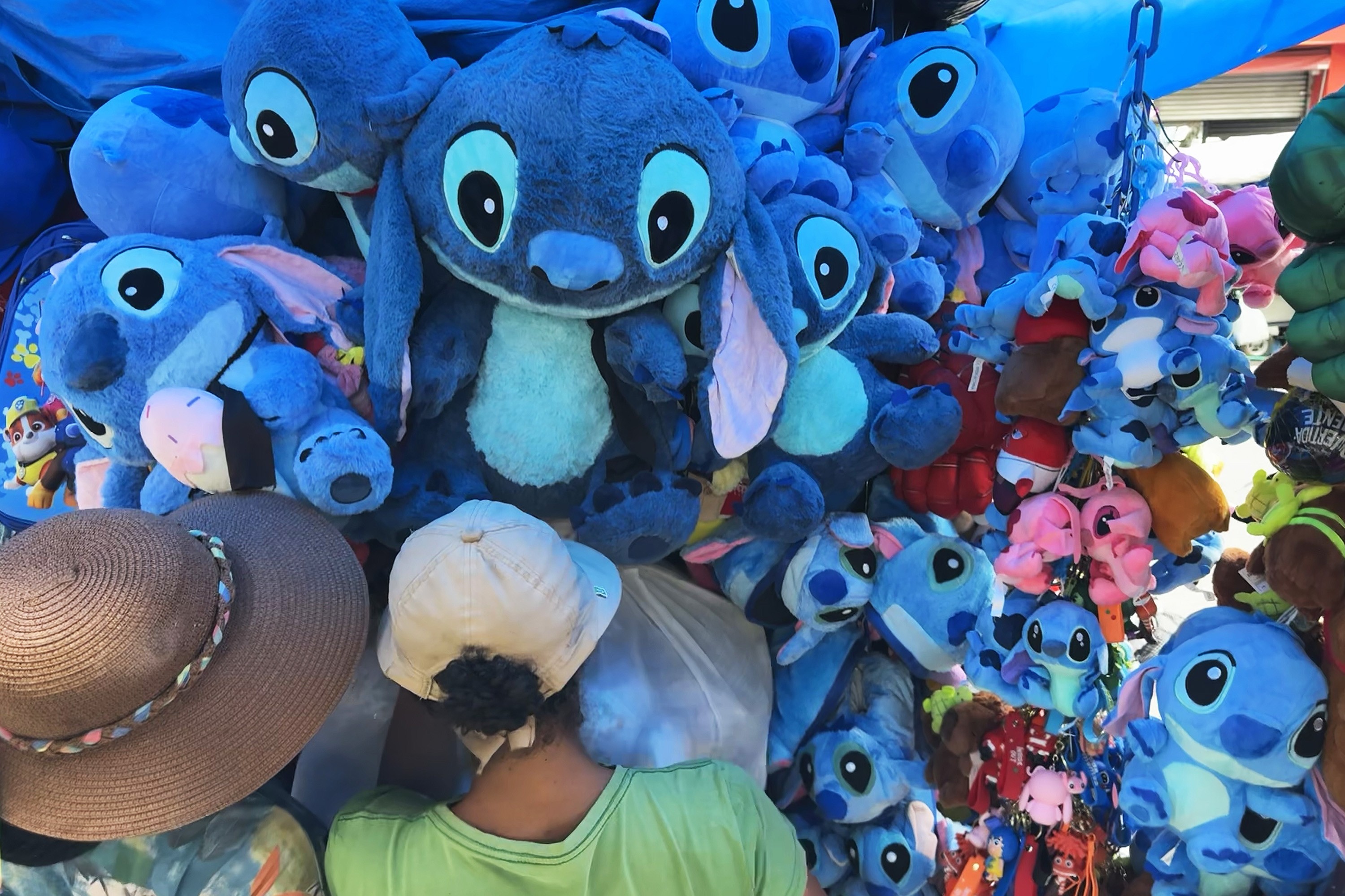 É #FAKE imagem que imita o g1 e cita loja de produtos da Disney que viralizou na internet