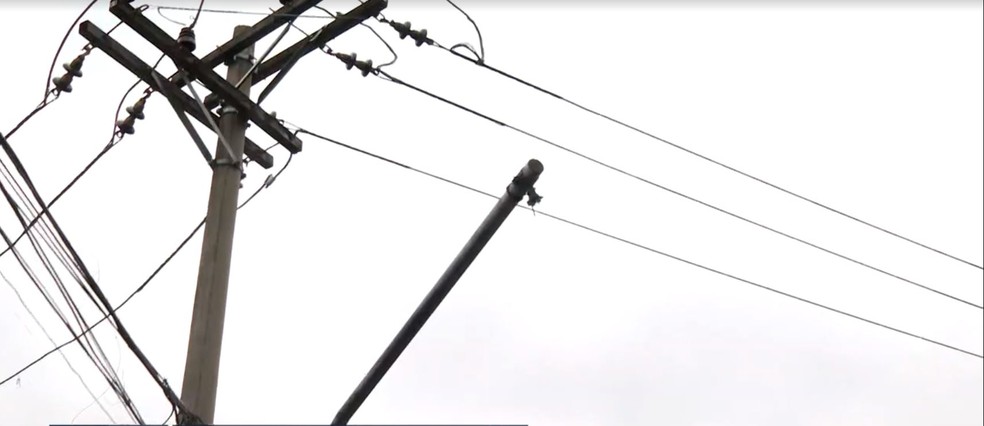 Furto de cabos deixa semáforo da rua Acre sem funcionar - O que é