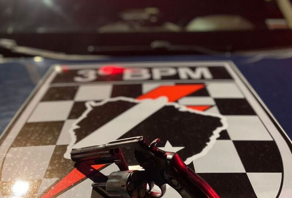 Arma utilizada na troca de tiros