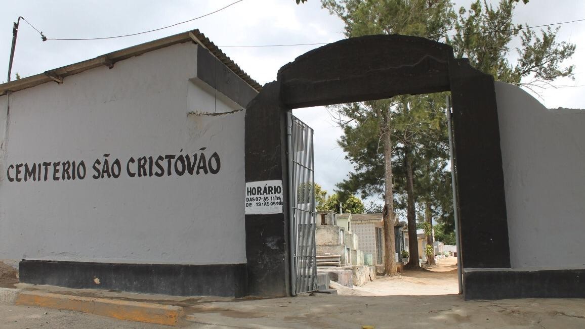 Dia de Finados: cemitérios de Garanhuns terão horário especial e missas 