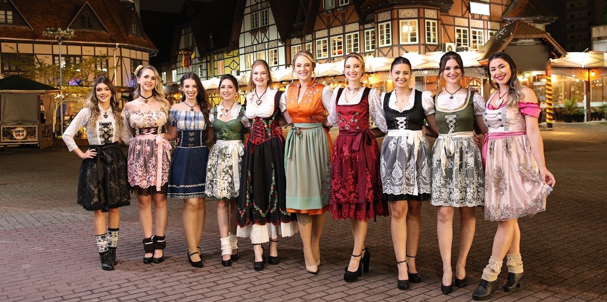 Concurso de realeza da Oktoberfest Blumenau 2025 seleciona as 10