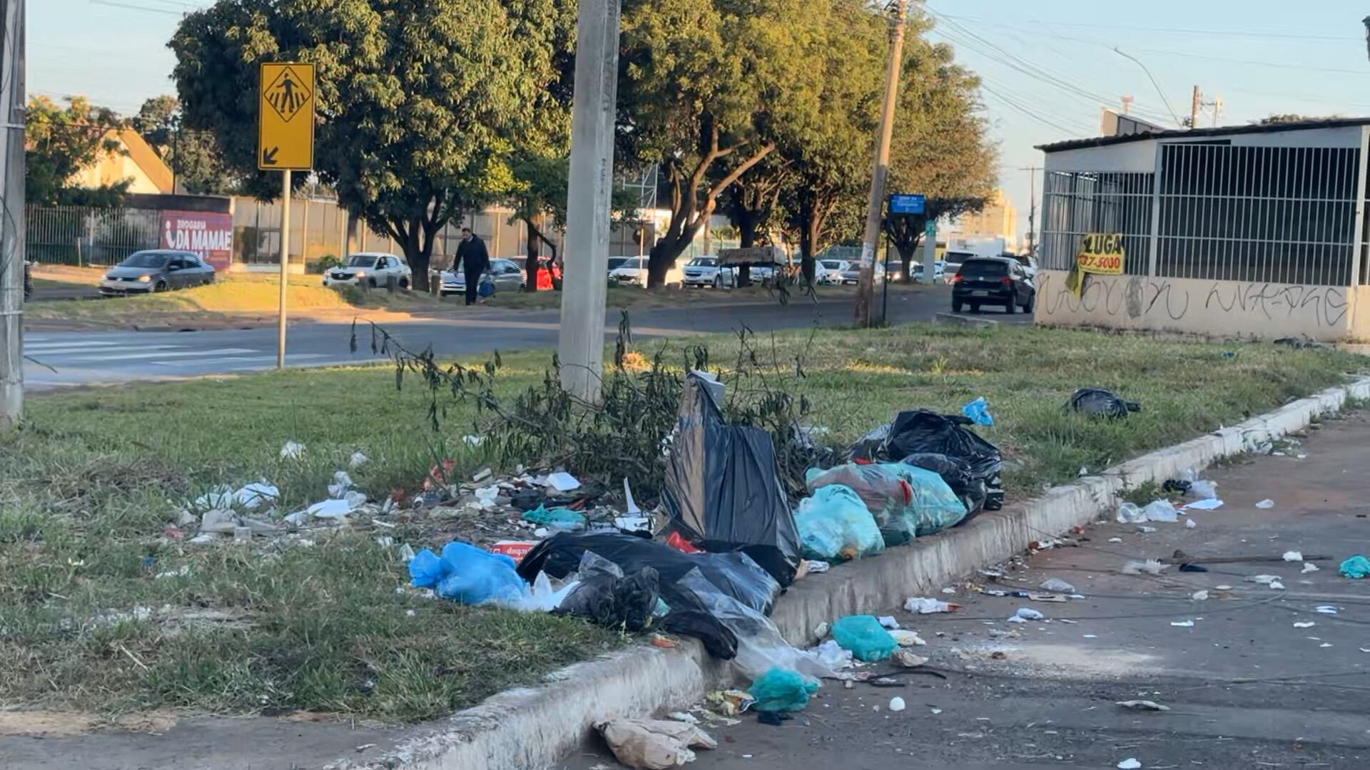 Garis do DF fazem paralisação por piso salarial e melhorias nas condições de trabalho