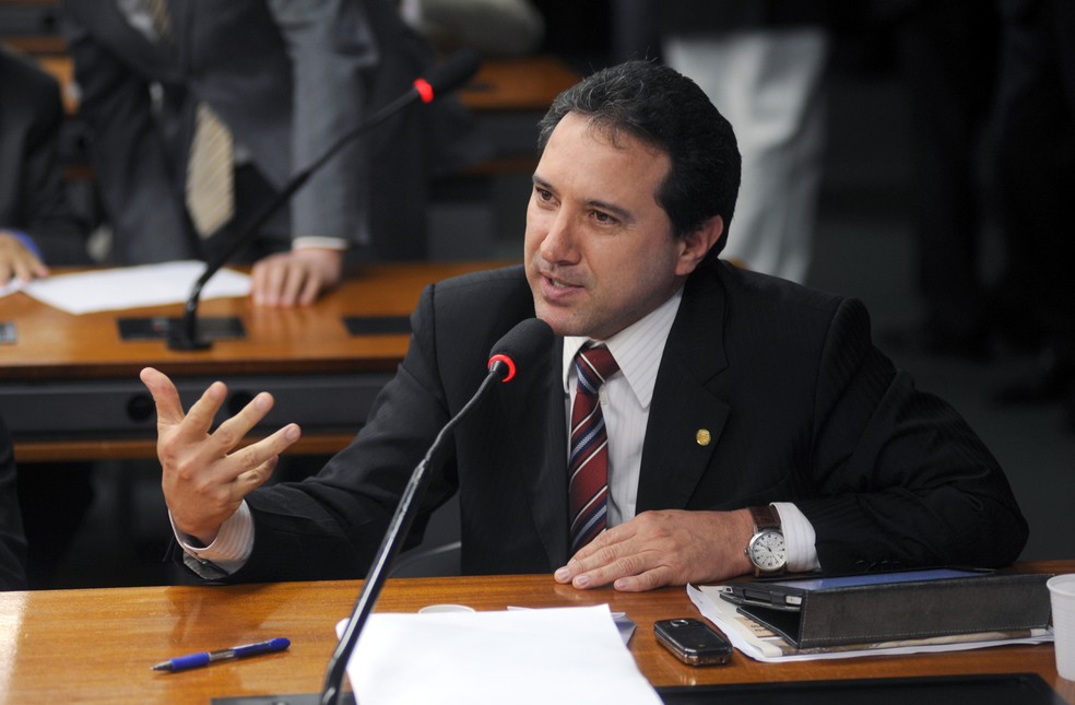 O ento deputado federal Natan Donadon em discurso na Cmara dos Deputados, em 2013  Foto: EBC