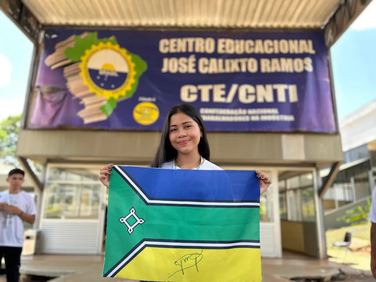 Estudante do Amapá entrega carta ao presidente Lula com metas para melhoria do meio ambiente