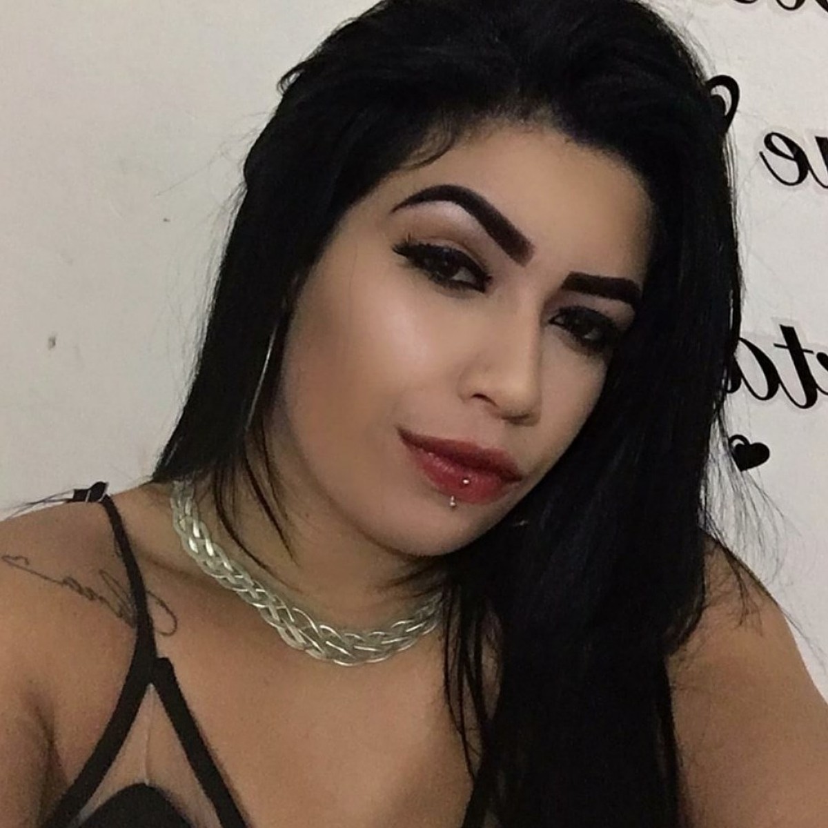 Exame de DNA vai apontar se corpo carbonizado em matagal é de jovem
