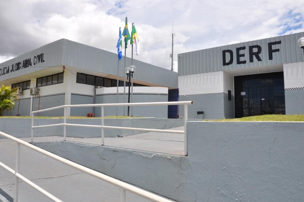 Gerente suspeita de desviar mais de R$ 469 mil de empresa em Cuiabá é presa em flagrante