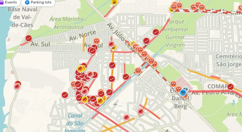 Desmontagem de passarela com risco de queda em Belém causa transtornos no trânsito e motoristas furam bloqueio