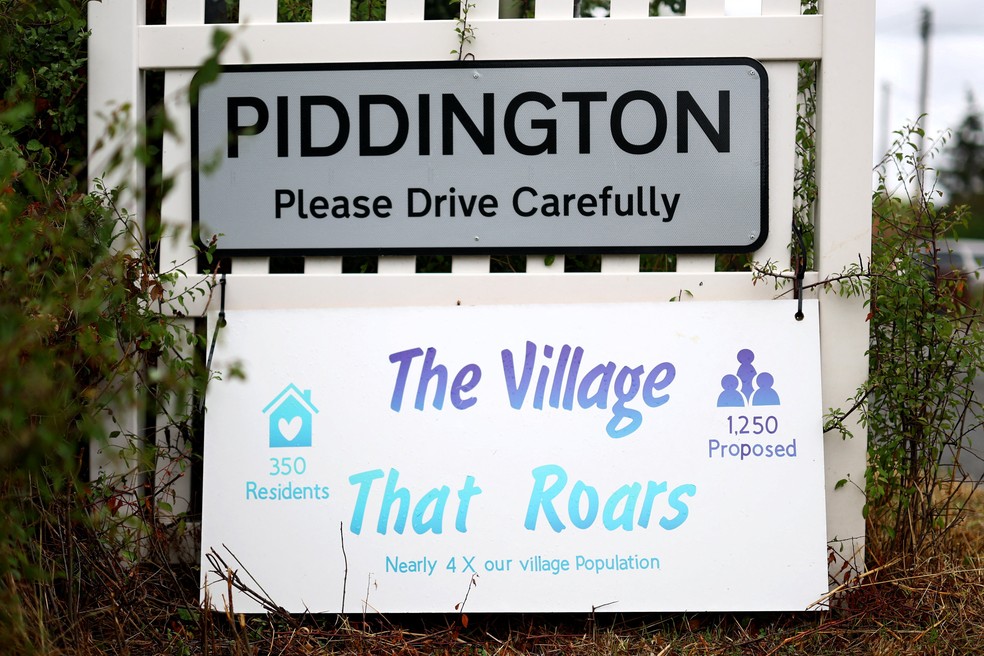 Piddington, na Inglaterra, fez referendo para sair do Reino Unido — Foto: REUTERS/Hannah McKay