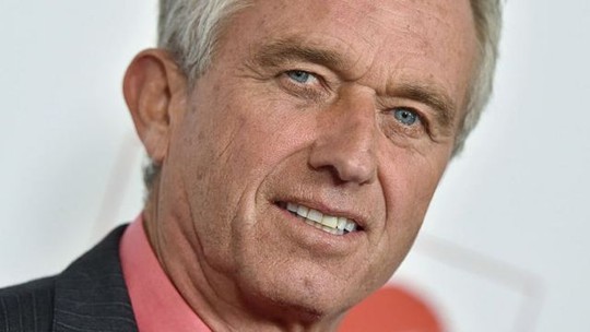 Quem é Robert F. Kennedy Jr, que deve disputar com Biden candidatura democrata à Presidência dos EUA