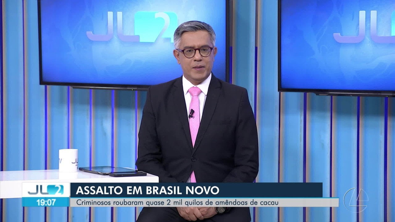 Assaltantes armados fazem reféns e roubam carga de cacau avaliada em R$ 150 mil no interior do Pará