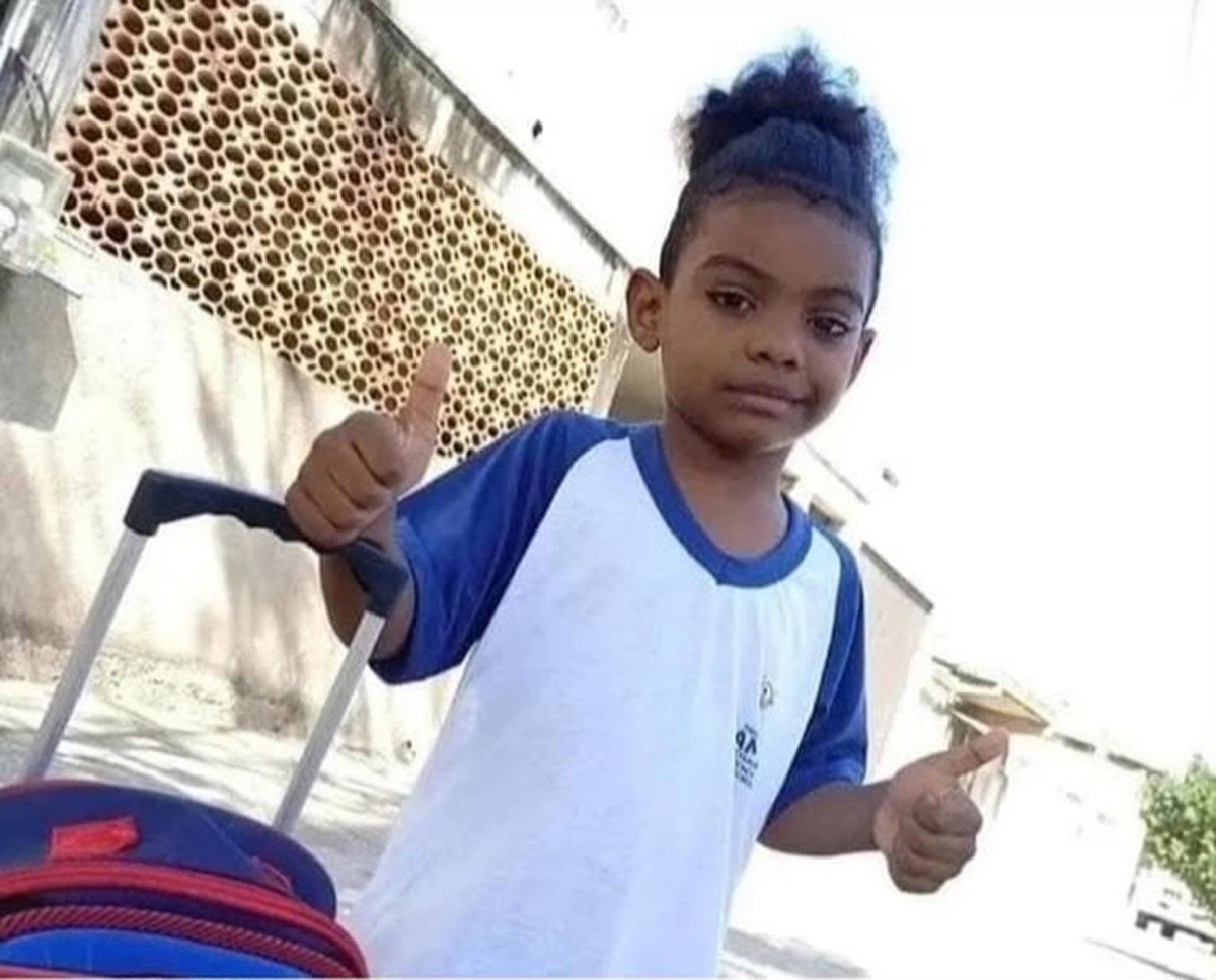 Ataque a tiros mata homem, criança de 5 anos e deixa três feridos em Campos, no RJ