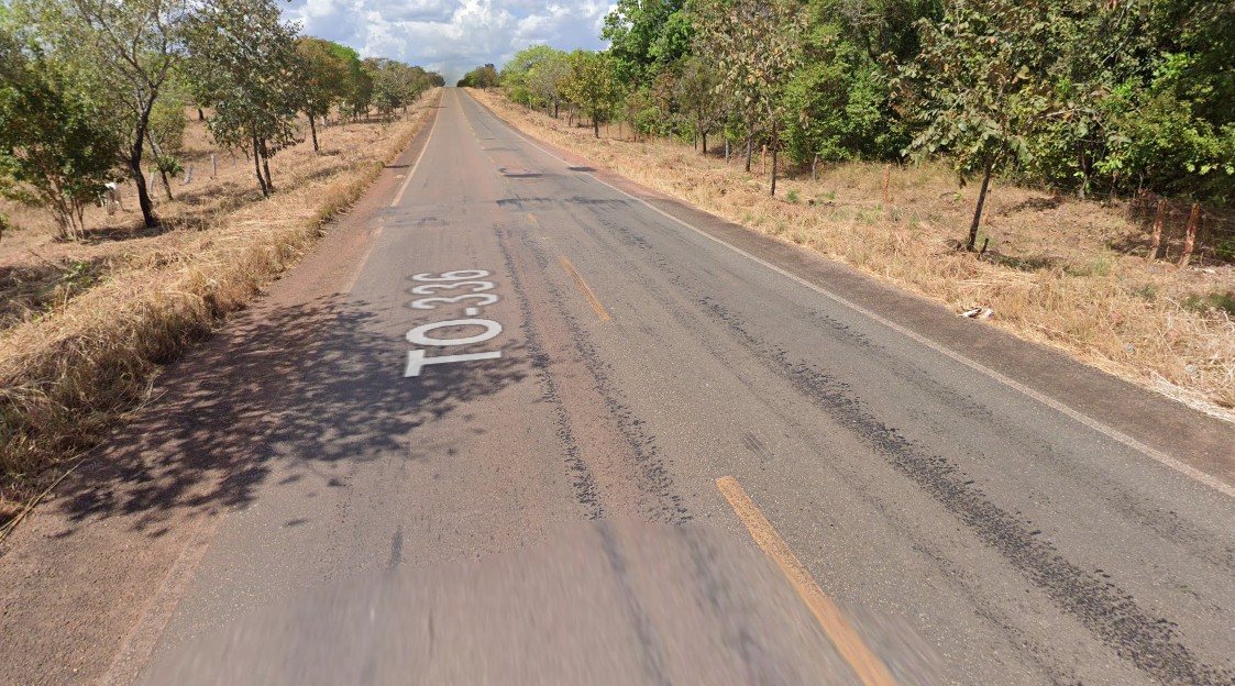 Motociclista tem pernas esmagadas e morre após ser atropelada por caminhão na TO-336