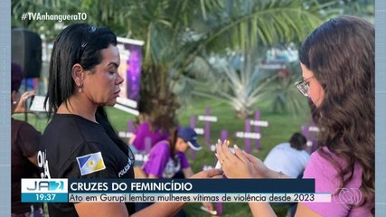 Mulheres realizam ato Cruzes do Feminicídio em Gurupi em memória de vítimas de violência