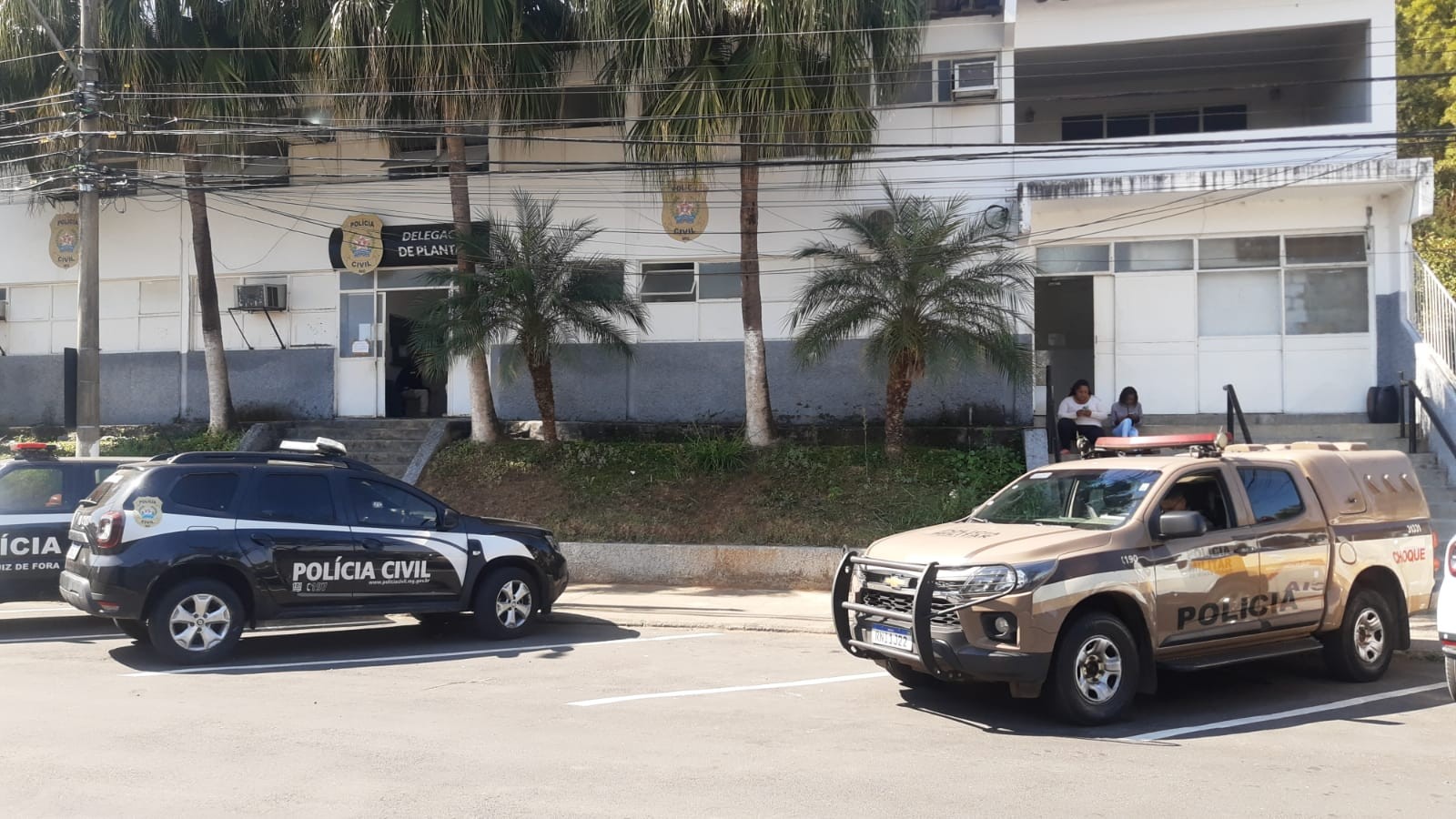 Dupla é presa suspeita de fraude na compra de equipamentos odontológicos em Juiz de Fora