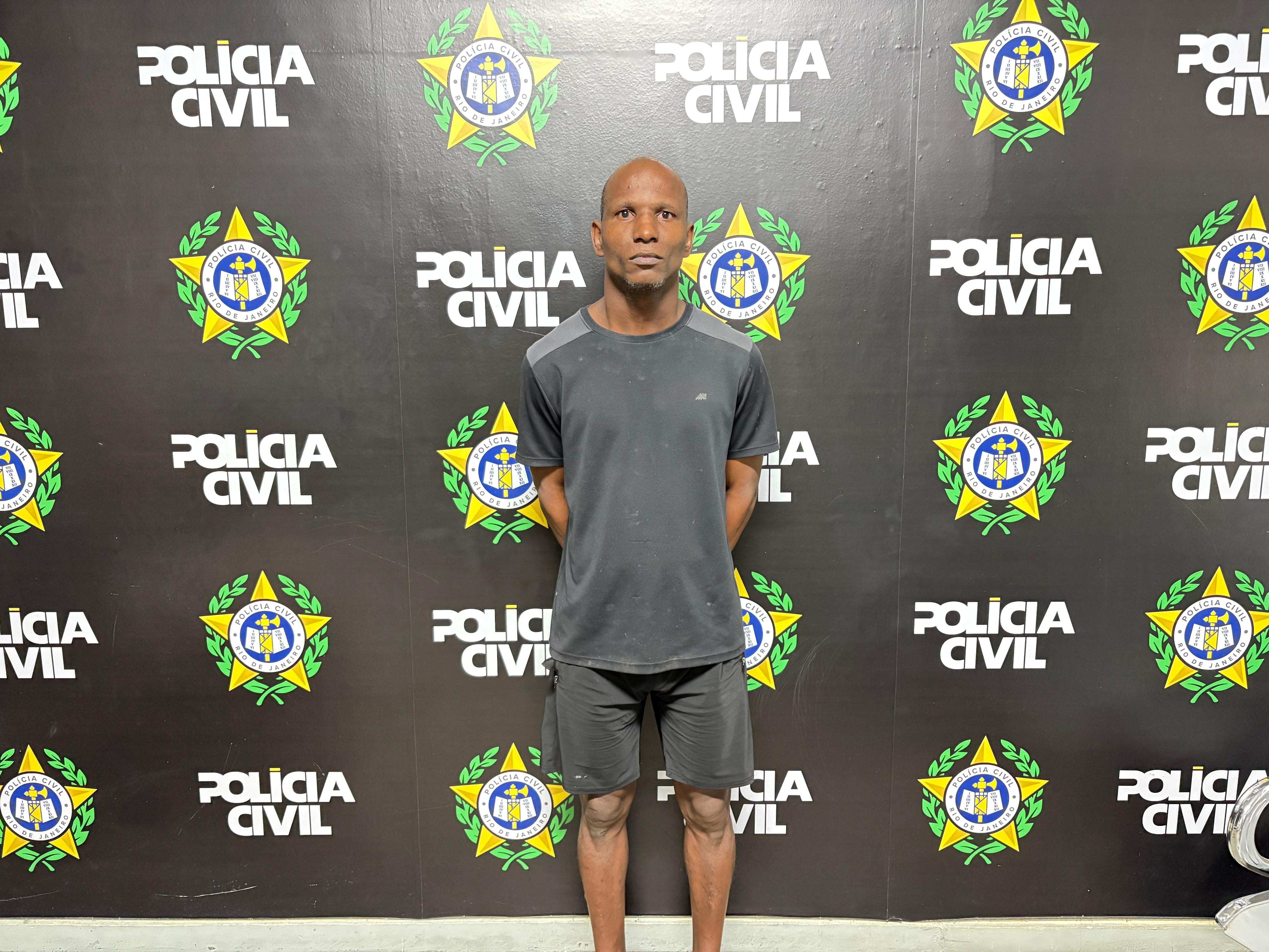 Suspeito de matar companheiro da amante a facadas é preso em Guaratiba 