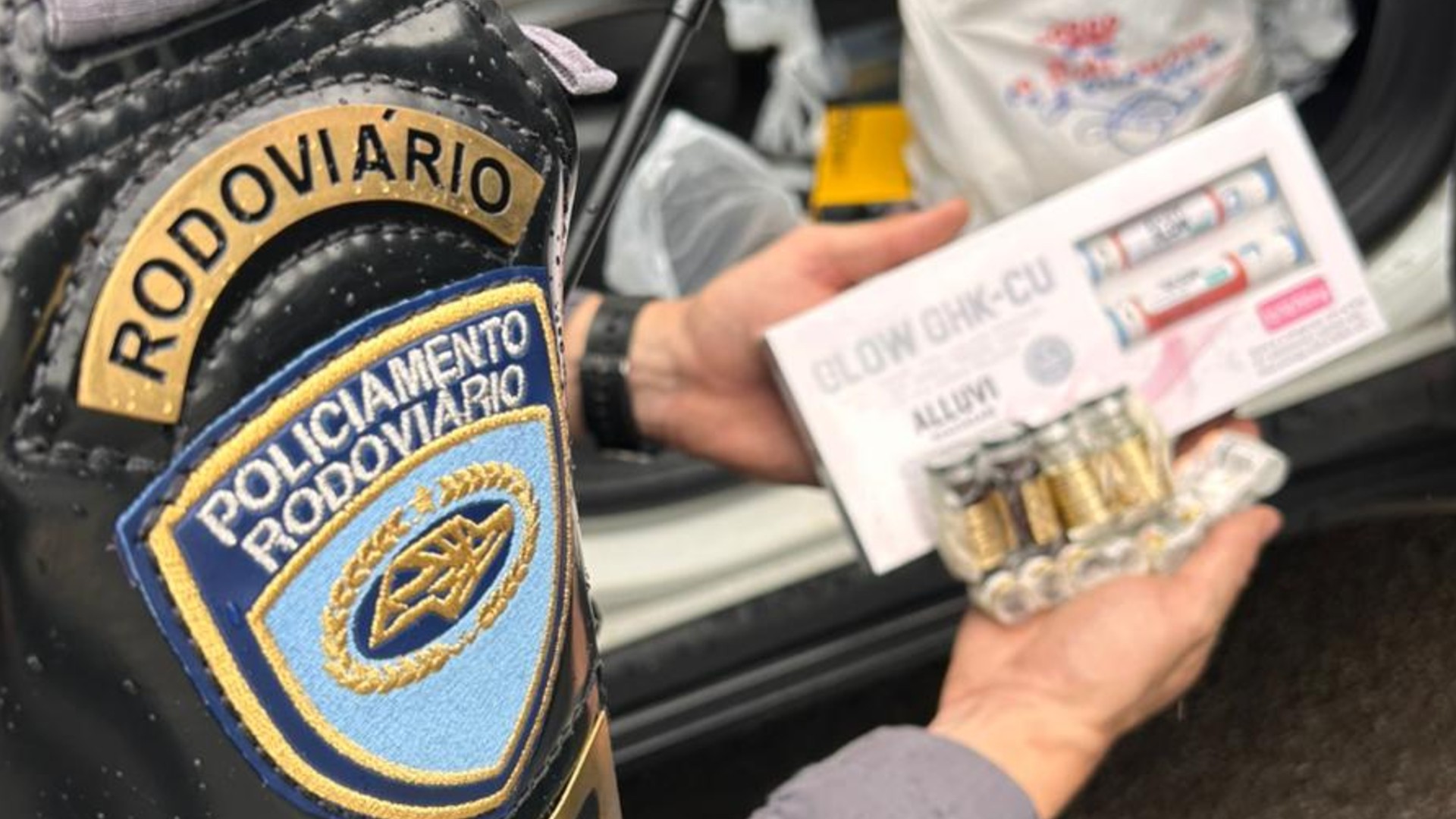 Três pessoas são presas com remédios emagrecedores e anabolizantes contrabandeados em rodovia de Quadra