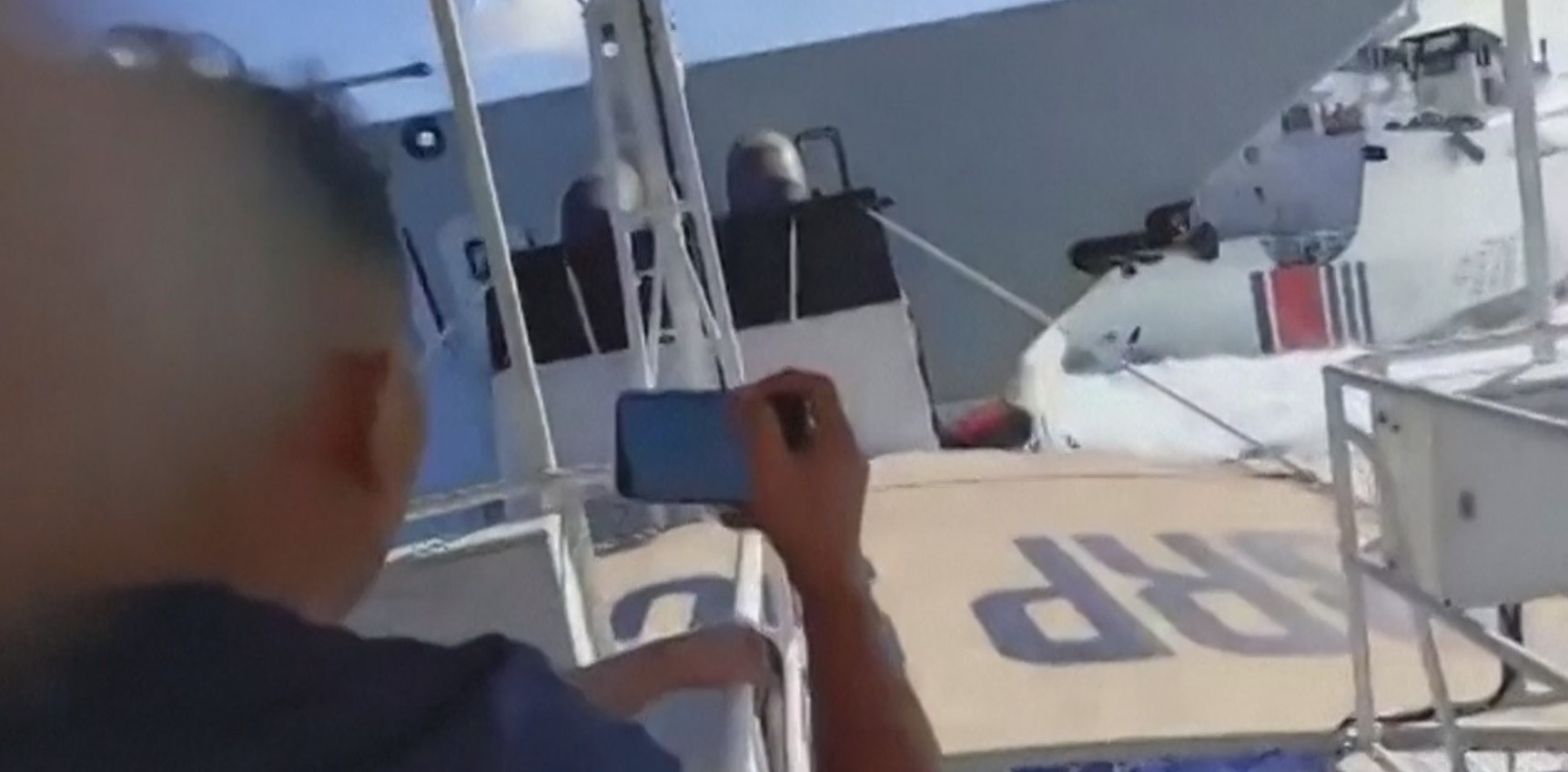 VÍDEO: navios da China colidem durante perseguição a barco filipino, afirma capital das Filipinas