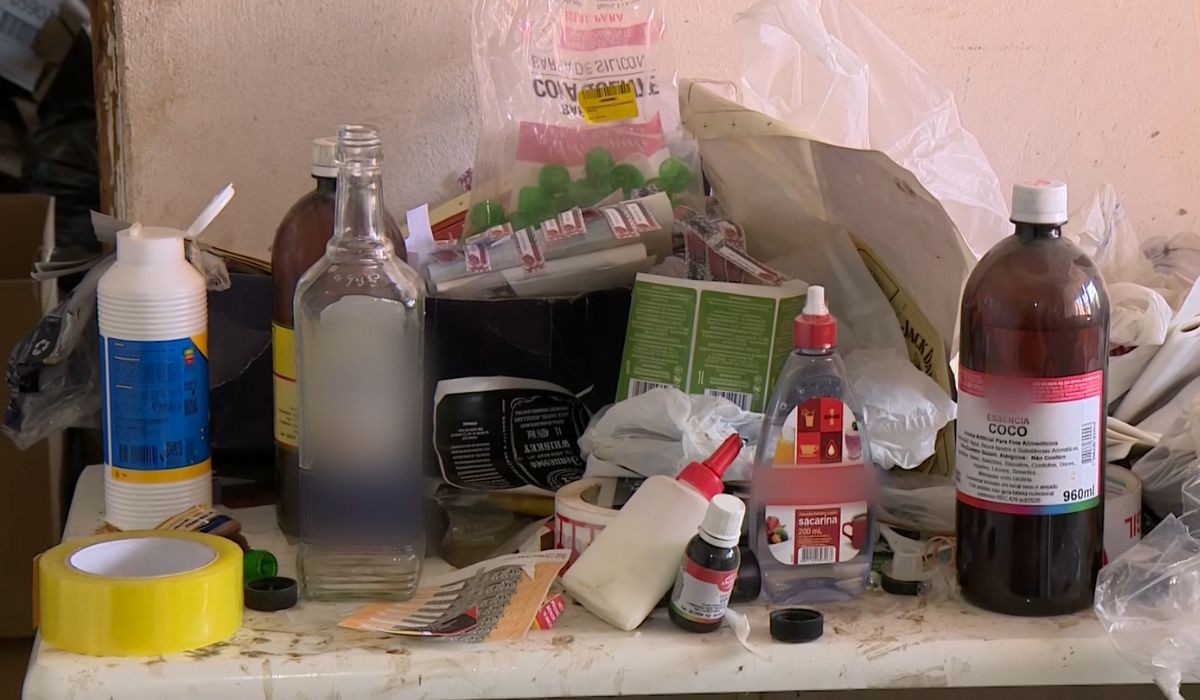 Álcool, corantes, essências: Polícia Civil descobre fábrica clandestina de bebidas e prende dois em Campinas