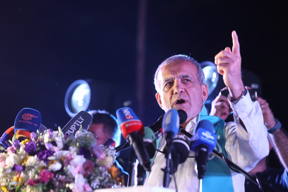 'Não entre em confronto com o Irã', diz presidente iraniano após ataque de mísseis a Israel