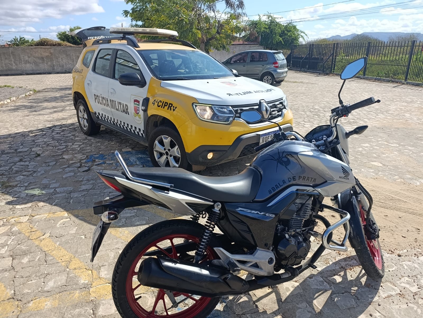 Moto com mais de R$ 600 mil em dívidas e 1,9 mil infrações é apreendida no RN