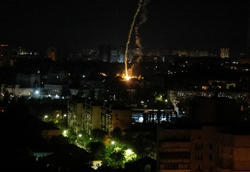 Ataque com míssil em Kiev, em 15 de maio de 2023 — Foto: Reuters