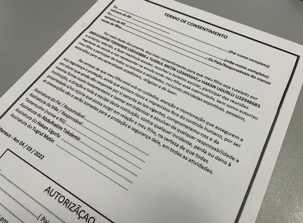 Termo de consentimento era assinado por pais e registrado em cartório do município. — Foto: Reprodução