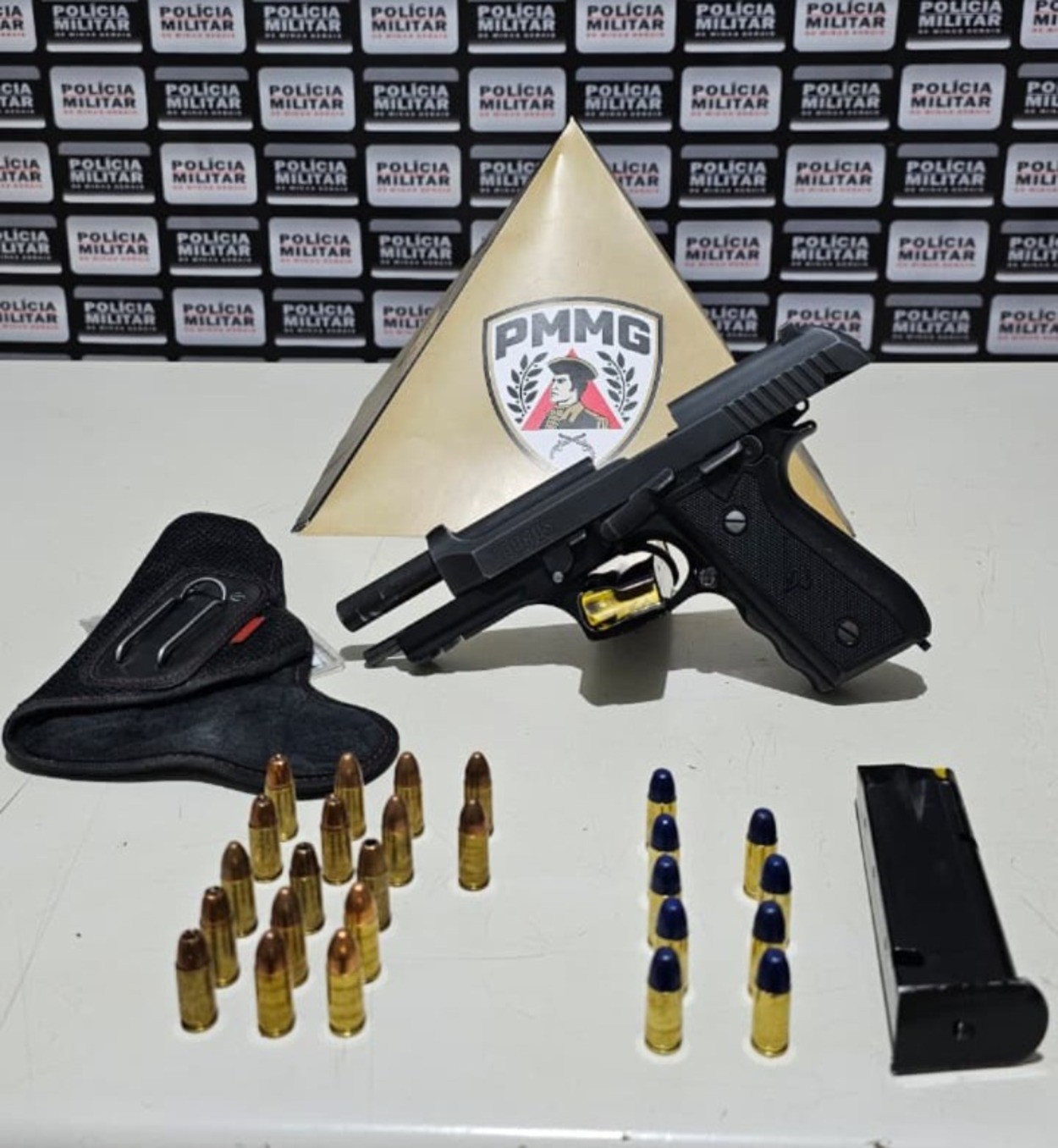 Homem é preso com arma após ameaçar seguranças em casa de shows em Várzea da Palma