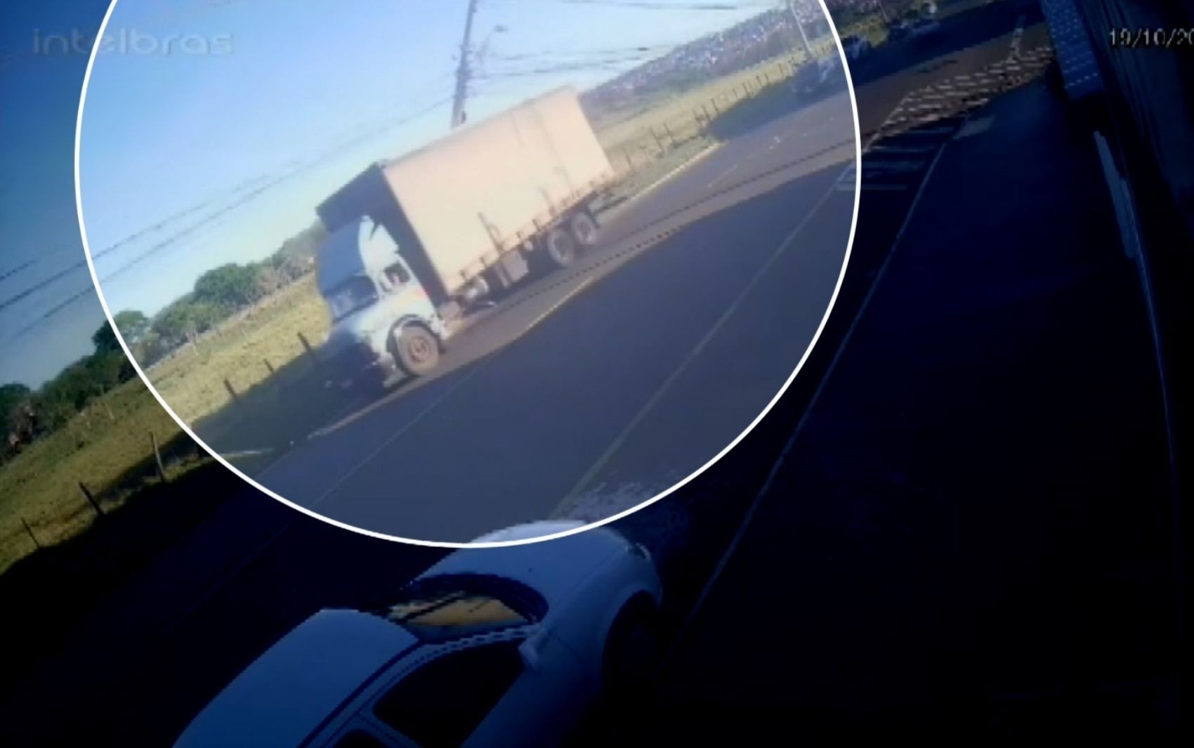 Colisões de veículos contra postes: veja cidades da região de Ribeirão e Franca com mais ocorrências