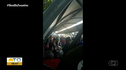 Telespectador reclama de lotação em estação de ônibus no Aureny III