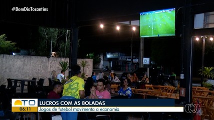 Jogos de futebol movimentam a economia de bares e lojas