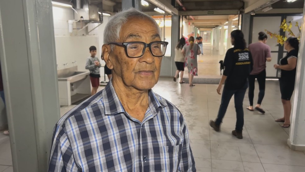 3 de 3
Jos&eacute; Sobrinho de 91 anos tamb&eacute;m fez quest&atilde;o de votar para presidente da Rep&uacute;blica neste segundo turno em Bauru (SP) &mdash; Foto: TV TEM/Reprodu&ccedil;&atilde;o