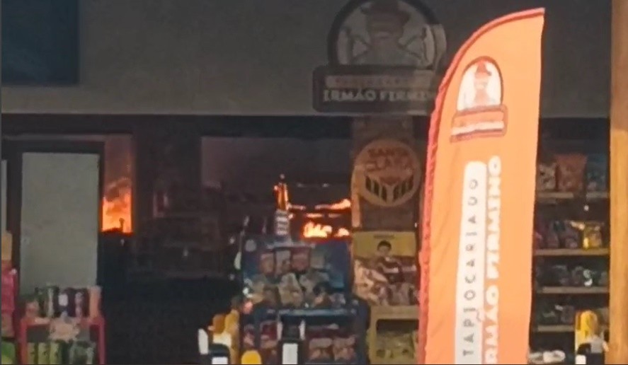 Incêndio destrói tapiocaria tradicional no distrito do Cajá, em Caldas Brandão