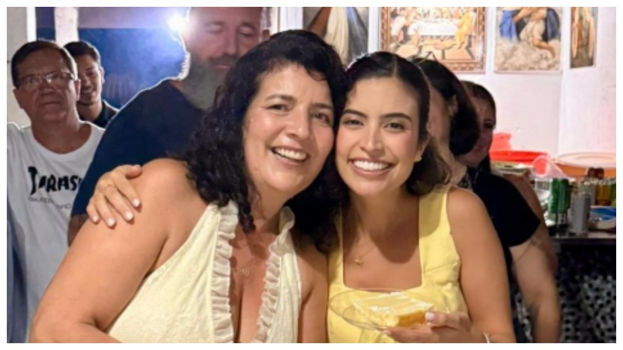 Mãe de Tabata Amaral sofre acidente durante agenda de campanha e está internada na UTI