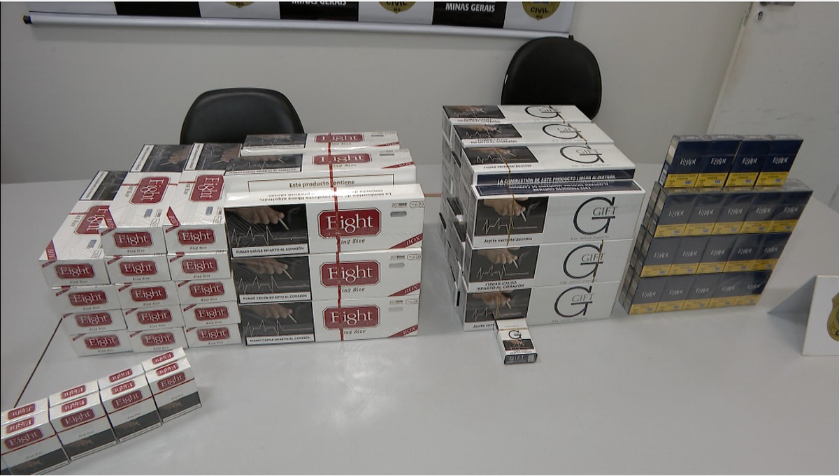 Centenas de maços de cigarro paraguaio são apreendidos em estabelecimentos comerciais de Uberlândia
