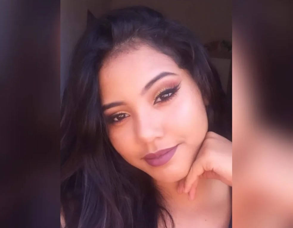 Marina Azevedo, de 17 anos, estava grávida e foi atingida com cinco tiros — Foto: Reprodução