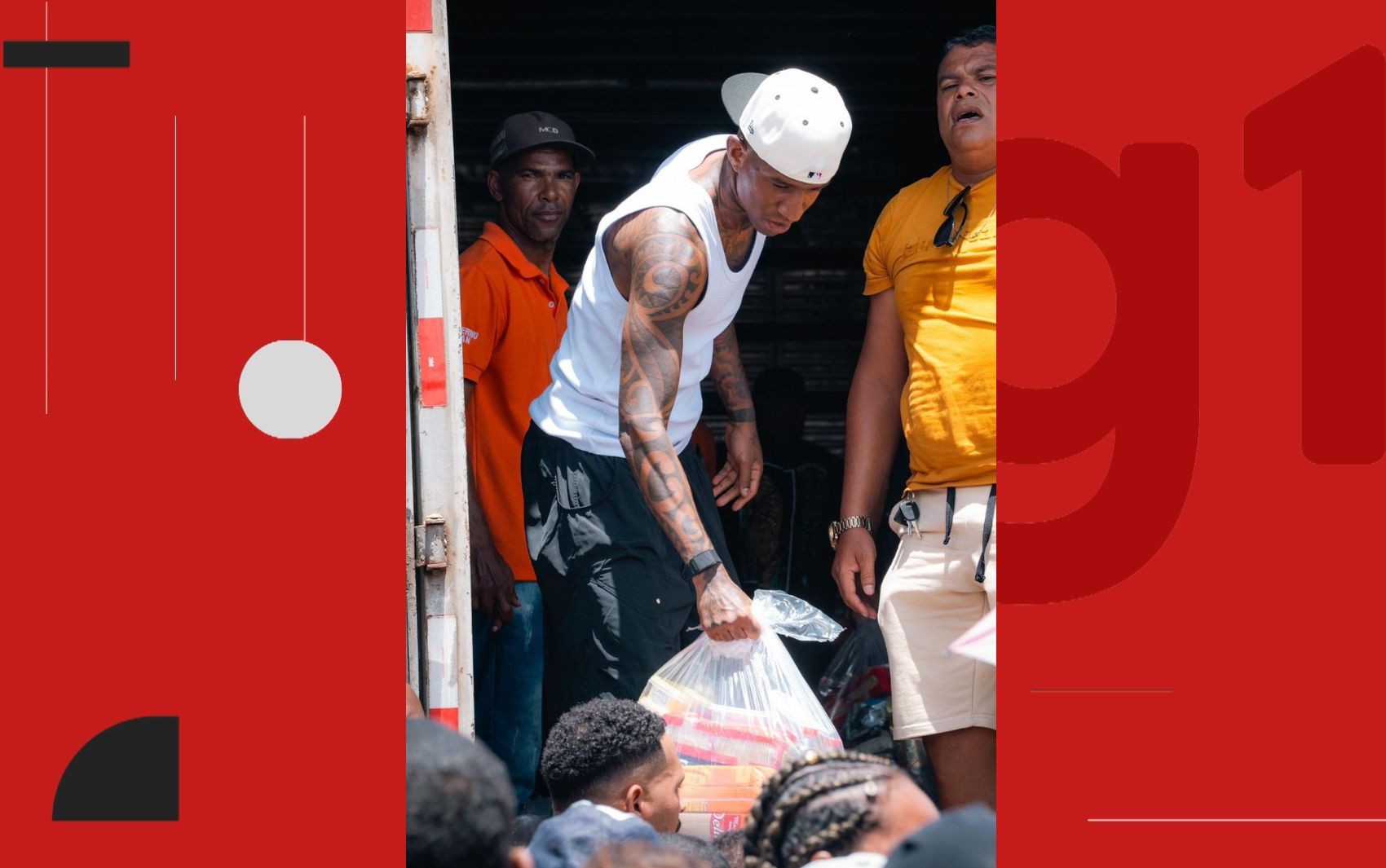 Jogador Anderson Talisca doa 2 mil cestas básicas para moradores de Feira de Santana