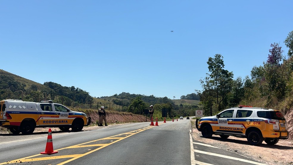Drone usado para fiscalizar rodovias na Zona da Mata e no Campo das Vertentes — Foto: Nayara de Paula/TV Integração
